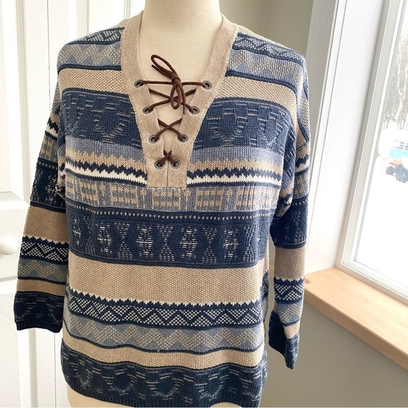 Ralph Lauren Chaps Southwestern Aztec V Neck Lace Up Sweater Size M Petite - Picture 4 of 9